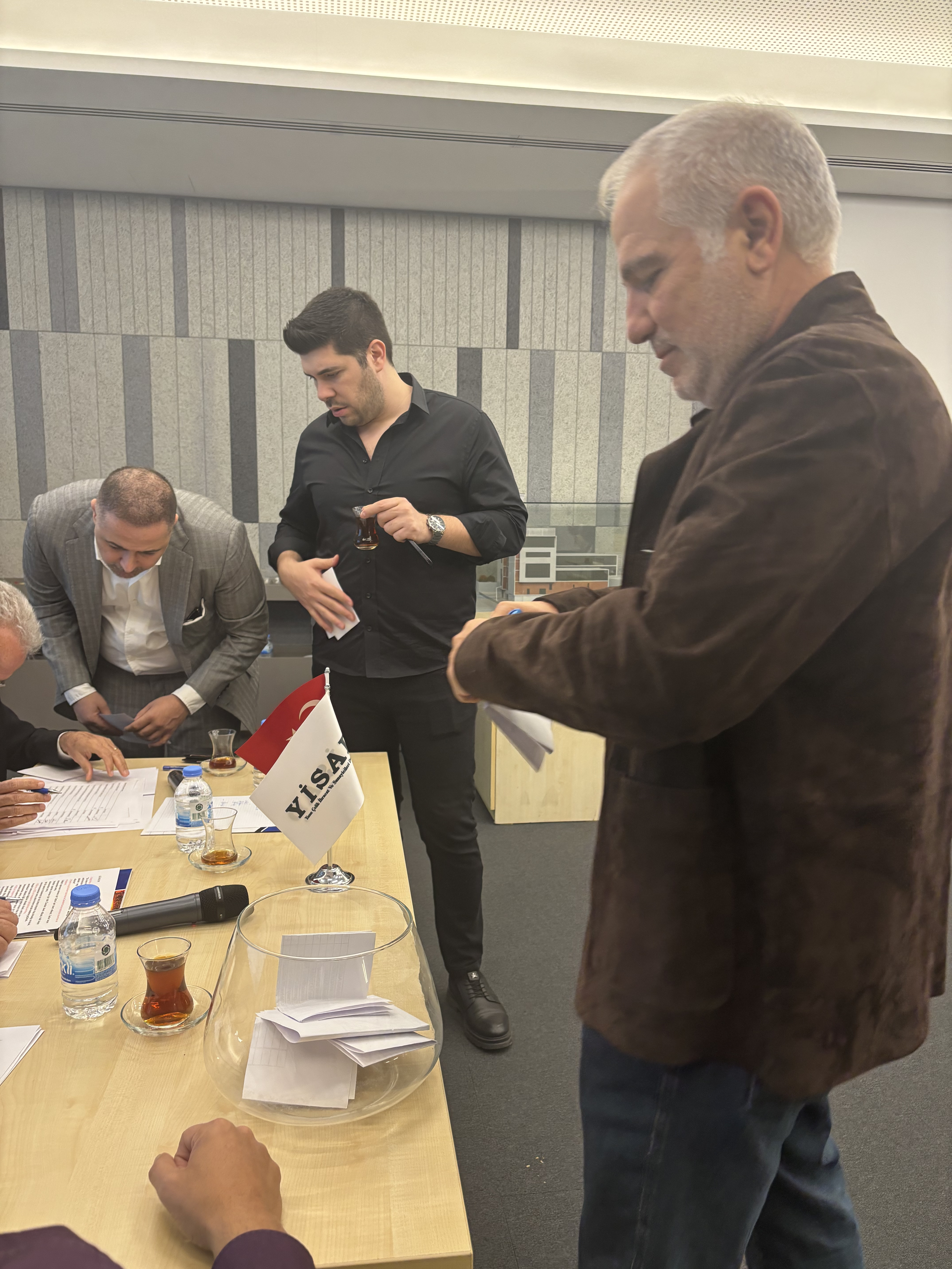 ON İKİNCİ OLAĞAN GENEL KURUL TOPLANTISI ON İKİNCİ OLAĞAN GENEL KURUL TOPLANTISI